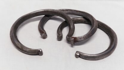 Bracciale da collo in metallo - immagine 5